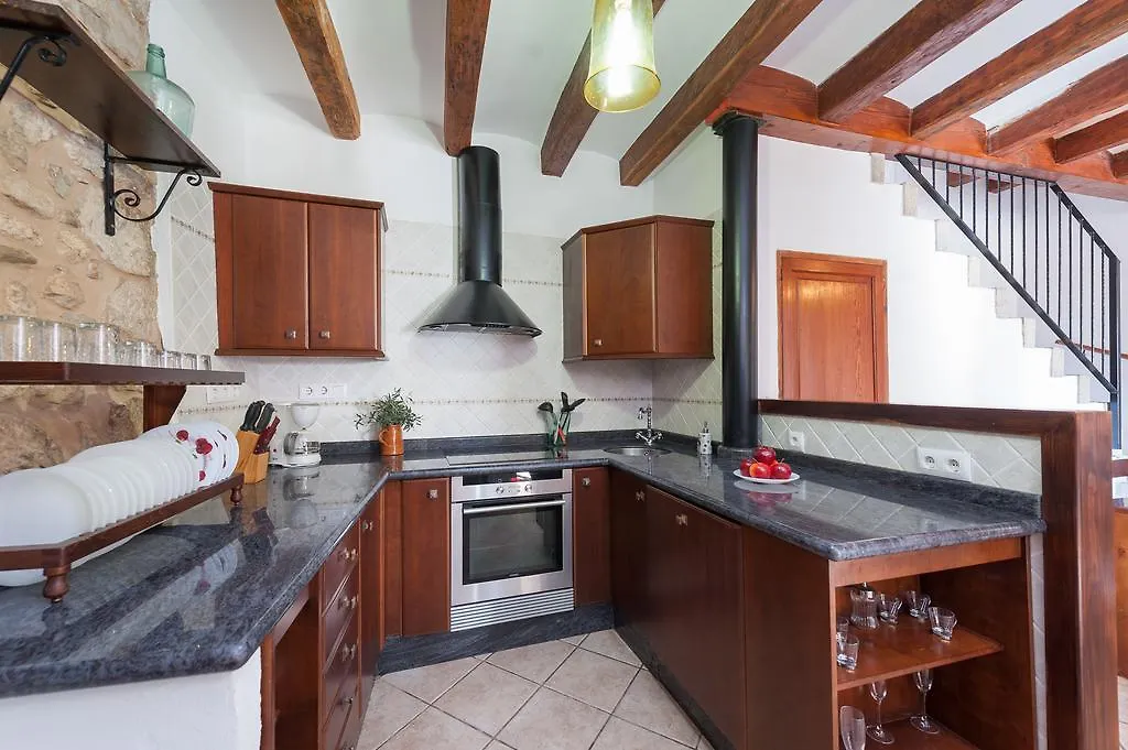Ca N'Abrines Villa Lloseta